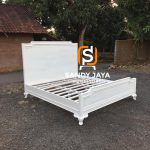 Dipan Tempat Tidur Minimalis Modern White Vintage SJF-TTDR 19 - Image 3