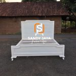 Dipan Tempat Tidur Minimalis Modern White Vintage SJF-TTDR 19 - Image 4