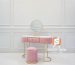 Meja rias minimalis pink velvet dengan cermin bulat gold dan stool Sandy Jaya Furniture