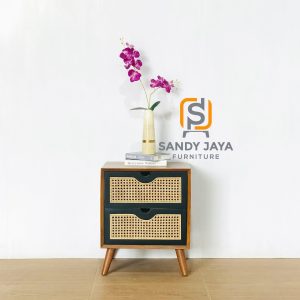 Meja nakas kayu jati desain minimalis warna natural dengan dua laci